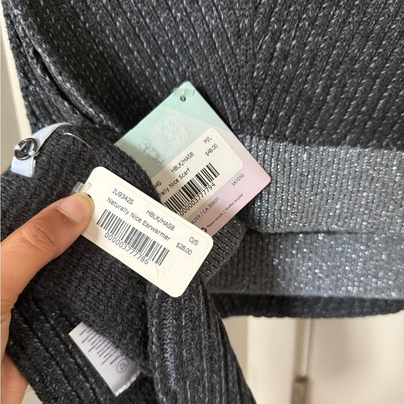 Lululemon Ivivva Scarf & Headband set - Picture 11 of 14